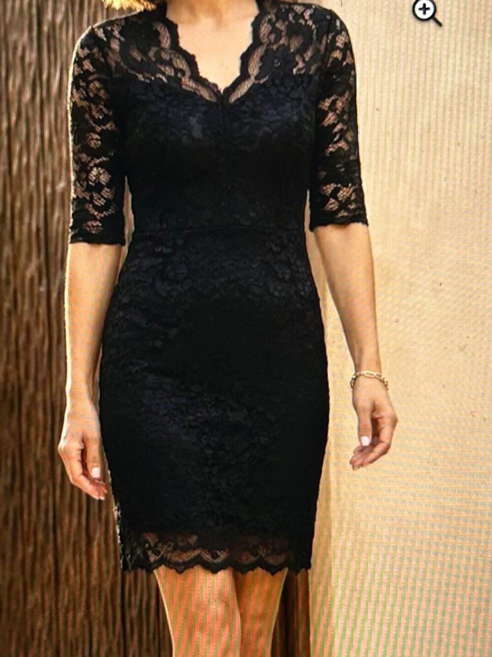 Karen Kane V-Neck Scallop Hem Lace Dress - Size: Large